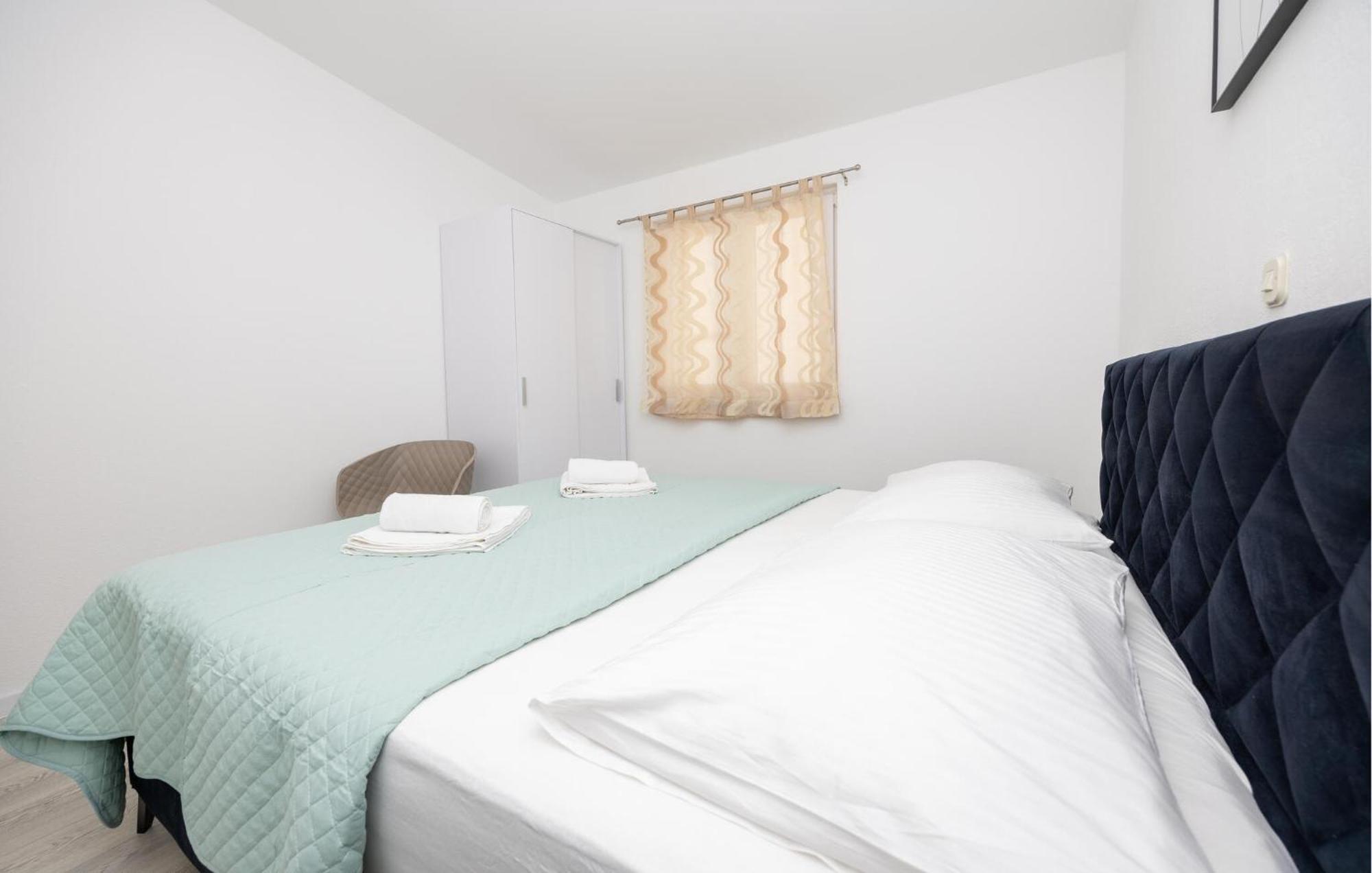 Stunning Apartment In Makarska Eksteriør bilde