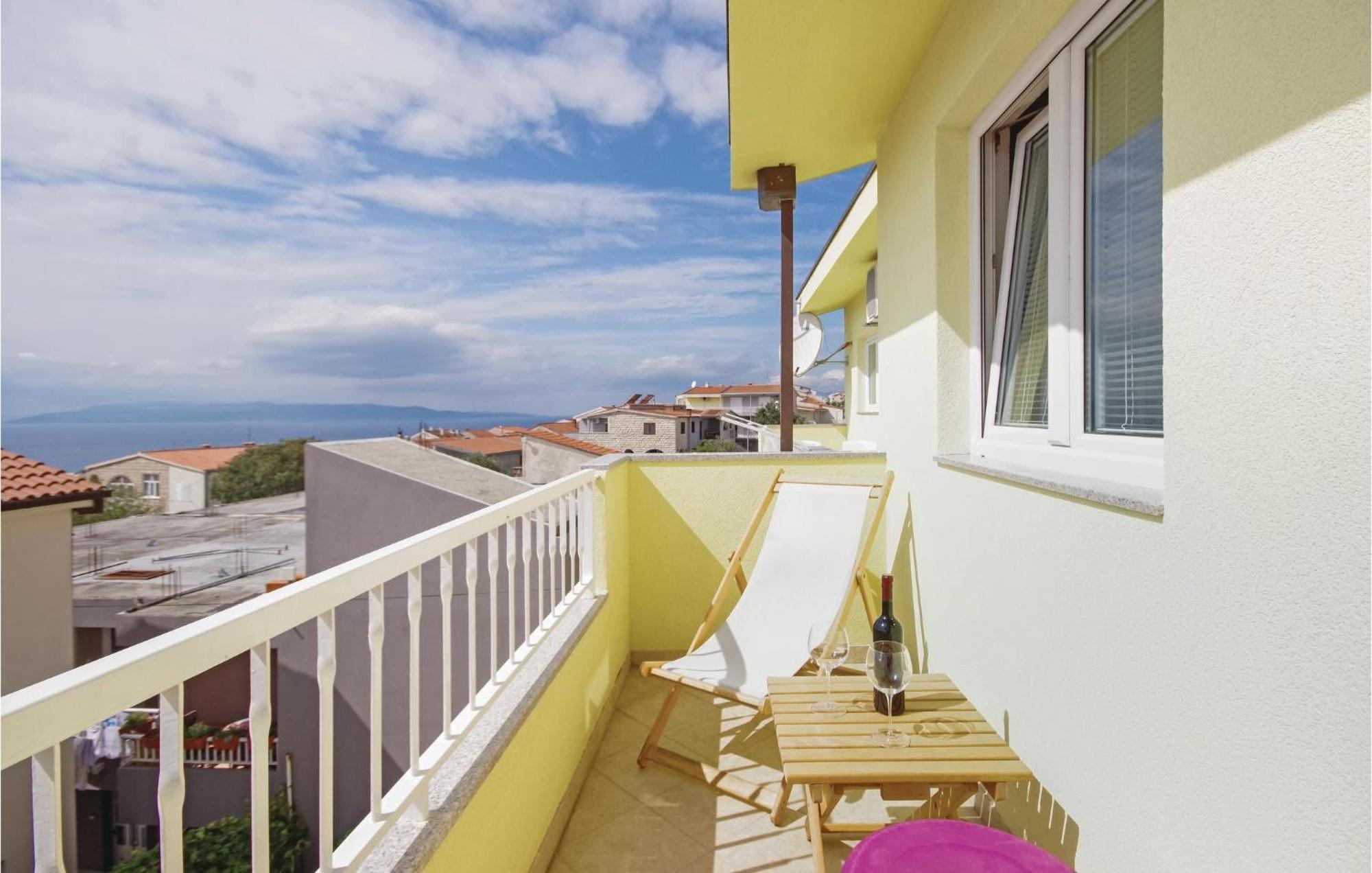 Stunning Apartment In Makarska Eksteriør bilde