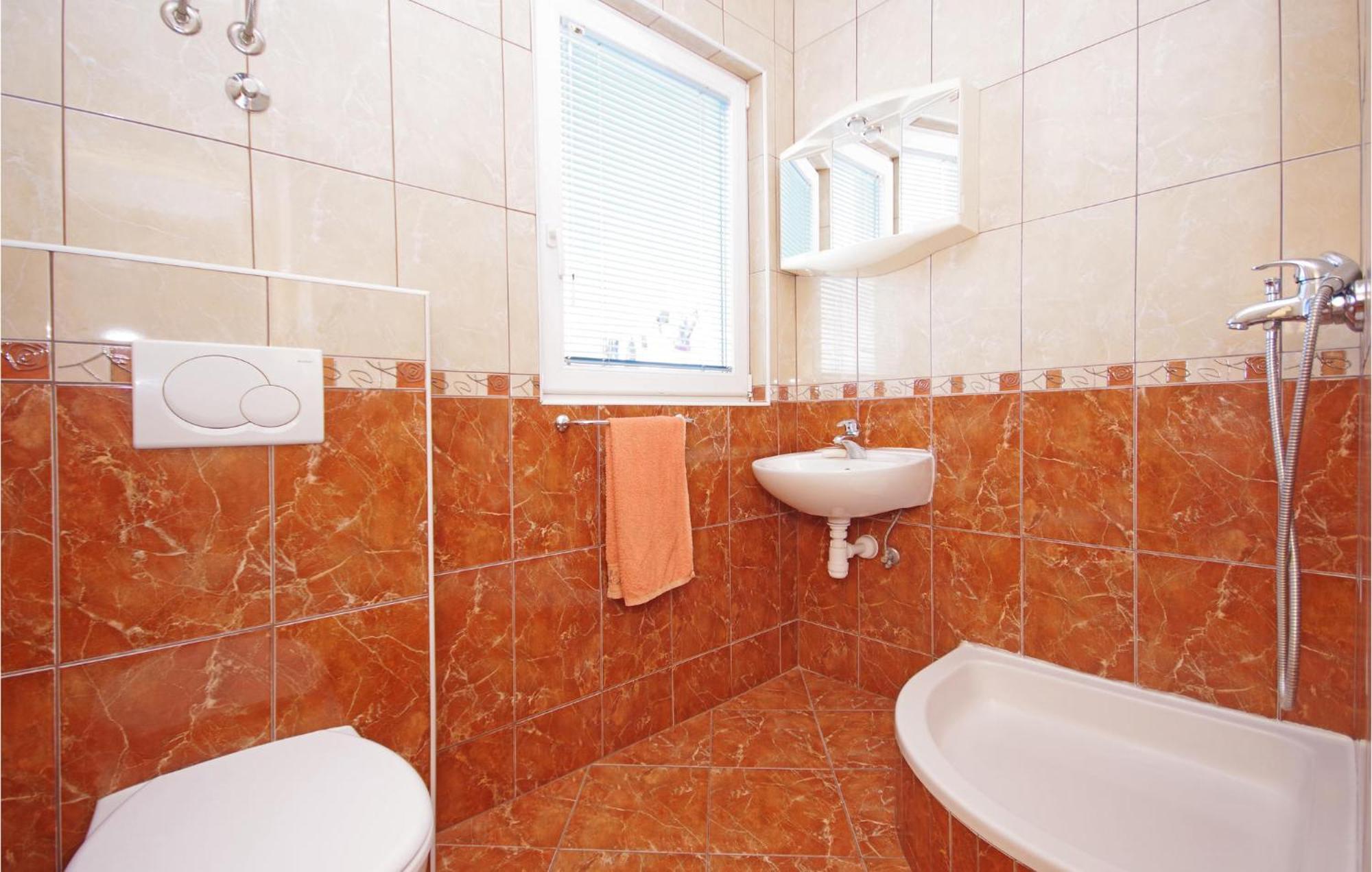 Stunning Apartment In Makarska Eksteriør bilde