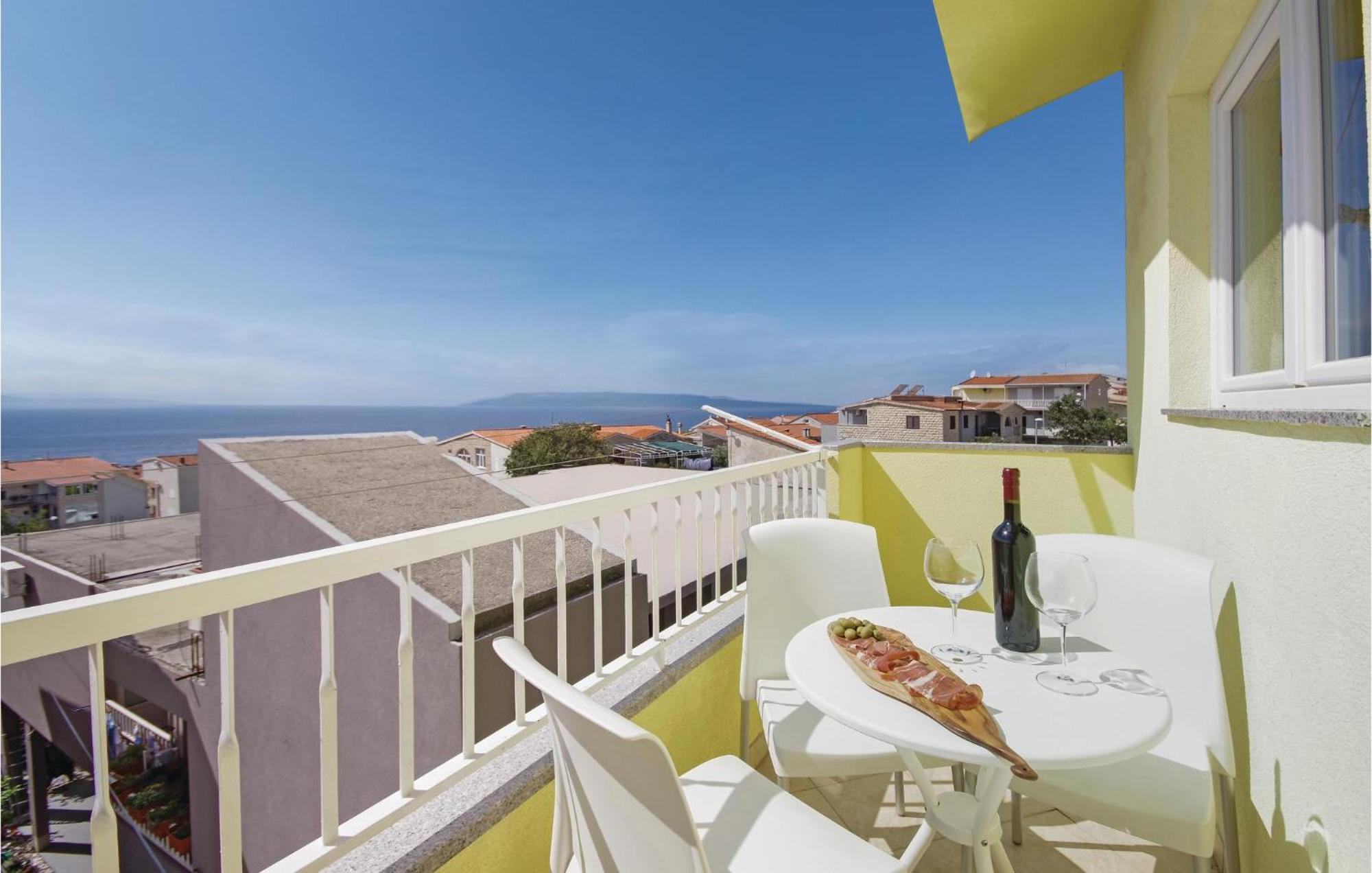 Stunning Apartment In Makarska Eksteriør bilde