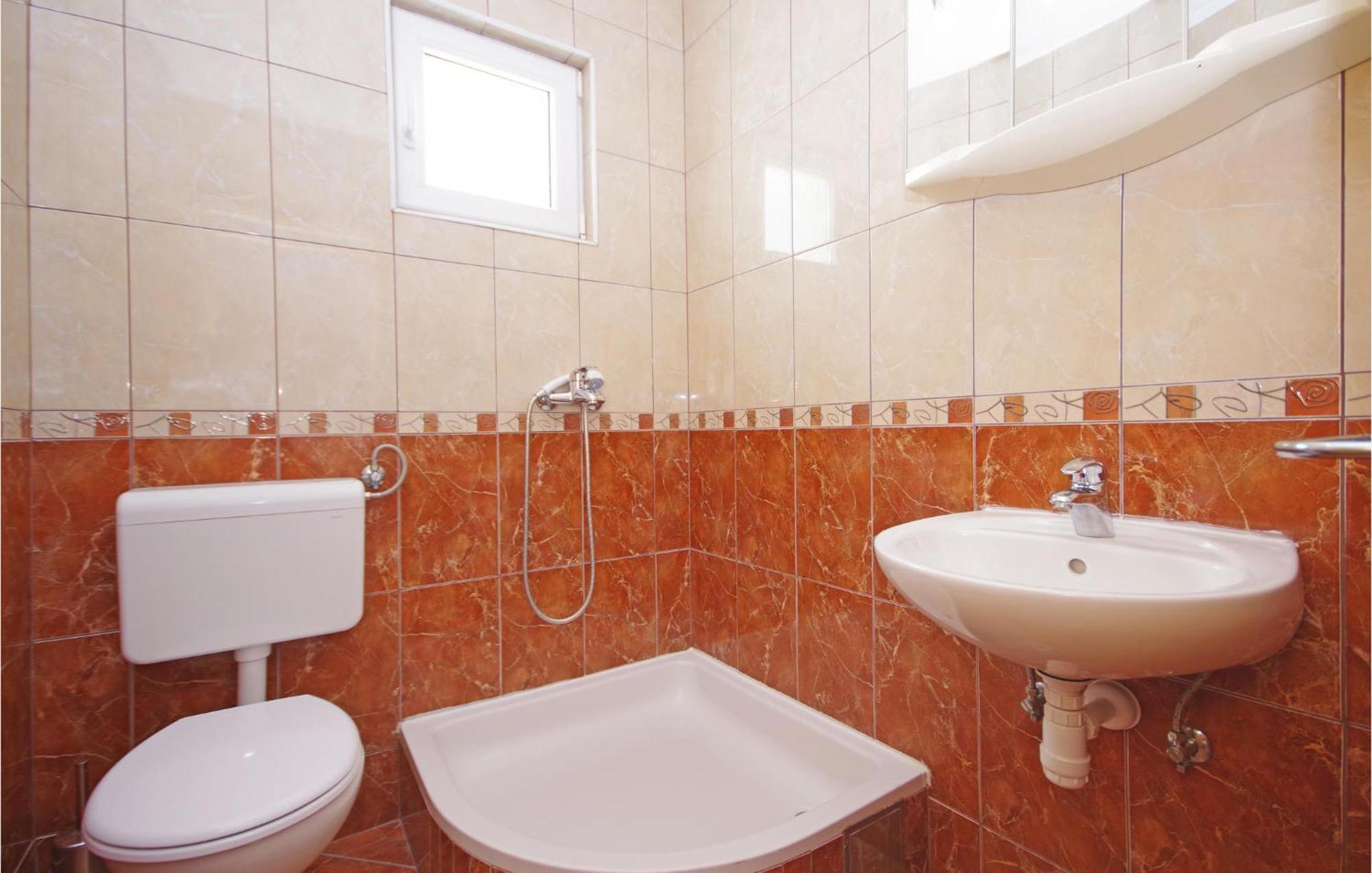 Stunning Apartment In Makarska Eksteriør bilde